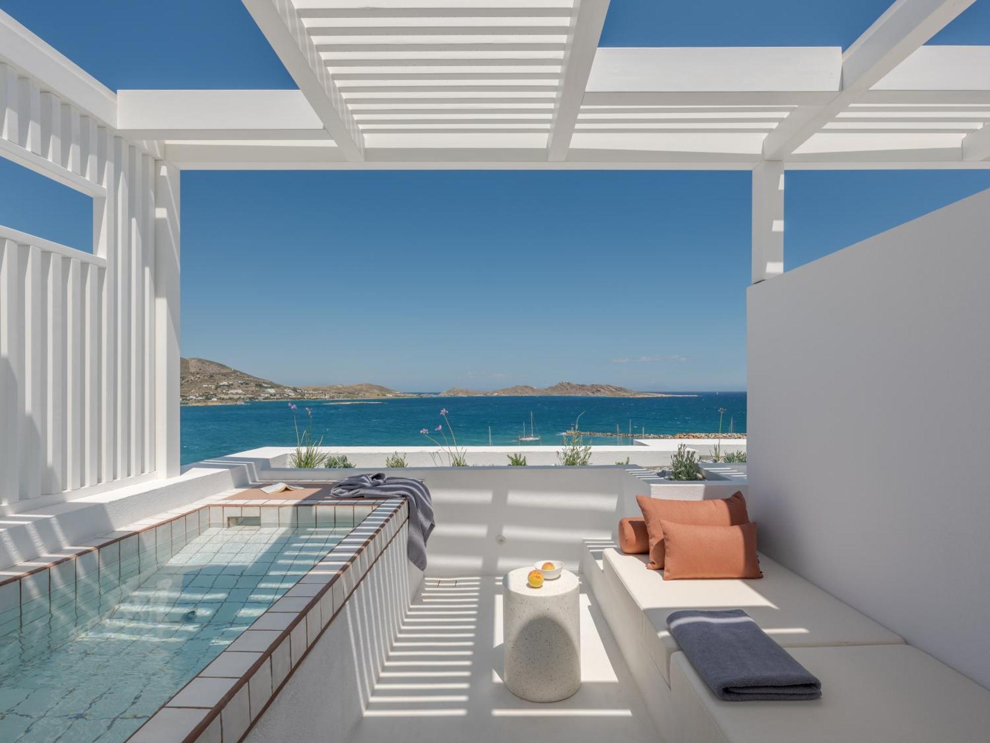 ホテル Aegean Colors Paros ナウサ エクステリア 写真